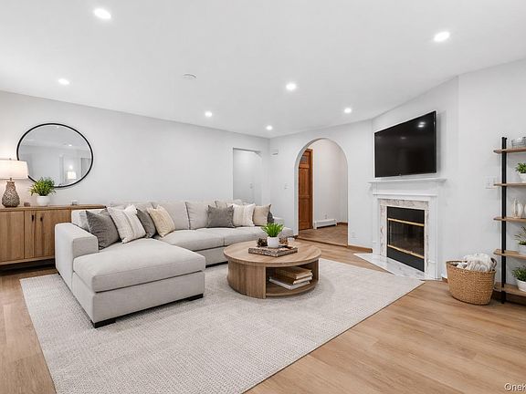 5th image of 768 Forestburgh Road