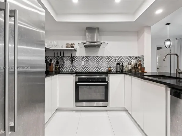 3581 SW 117th Ave #5-207, Miami, FL 33175