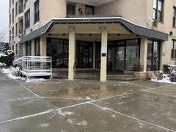 1874 Pelham Parkway S #5C, Bronx, NY 10461