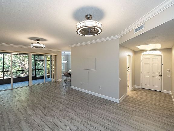 4th image of 7466 Botanica Pkwy #102