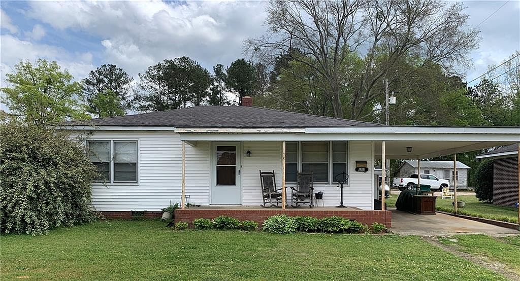 1016 Reynolds Ave, Greenwood, SC 29649 | Zillow