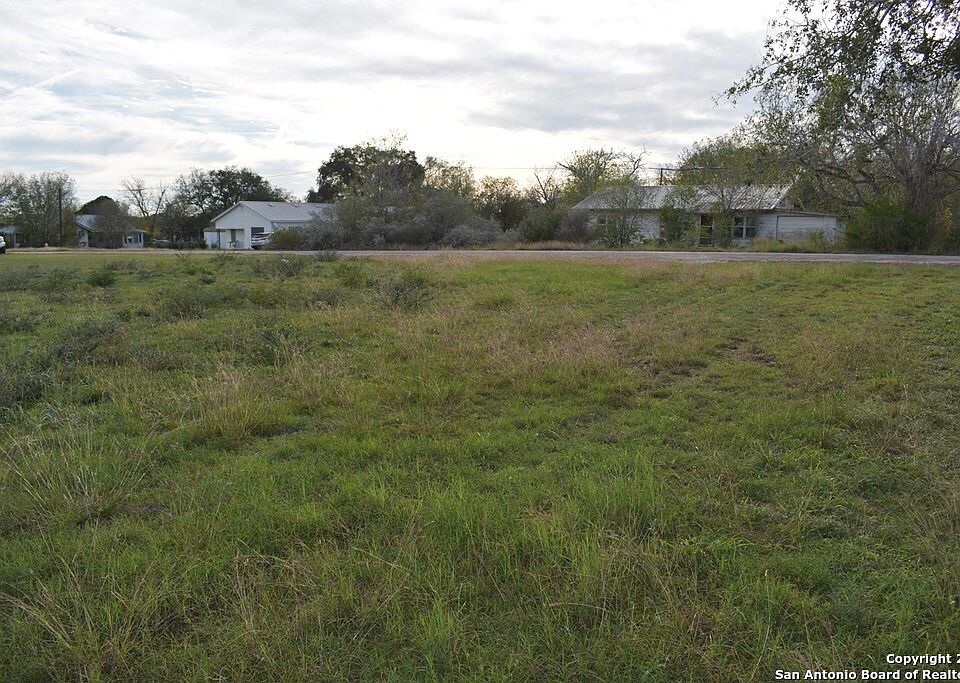2nd image of 10428 Third Street