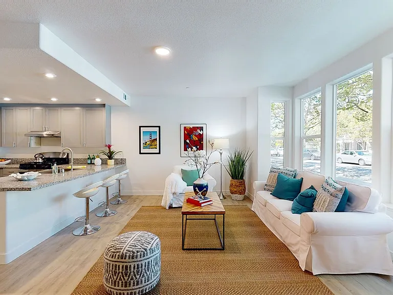 1001 Doubles Dr — Photo 12