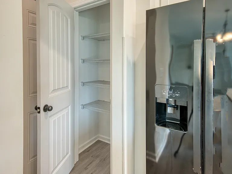 305 Webber Ln — Photo 28