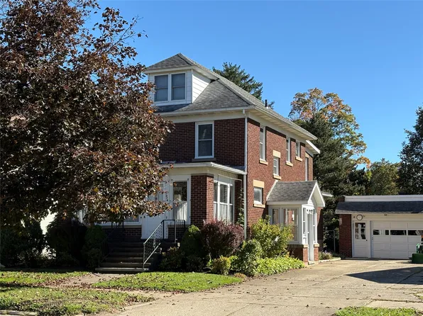 1074 N Center St, Corry, PA 16407
