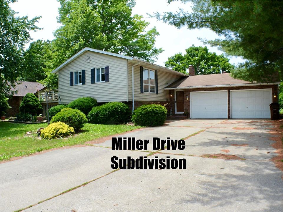 1st image of 916 W Miller Dr