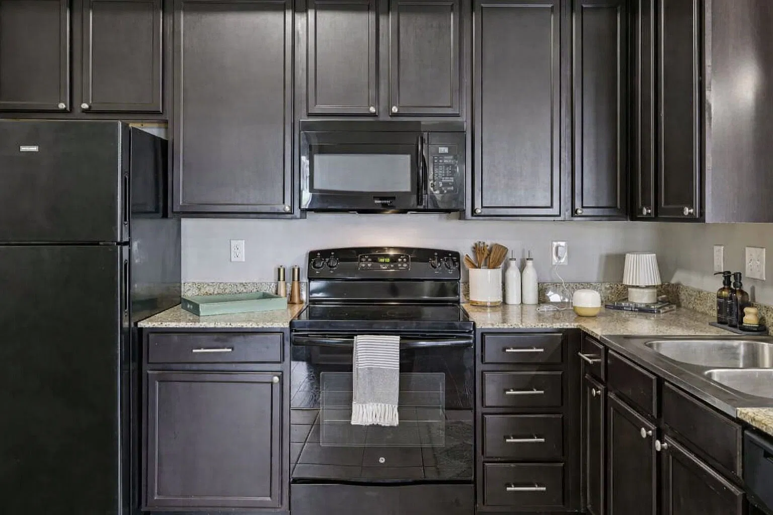 Cumberland Trace Village Apartments — Photo 3