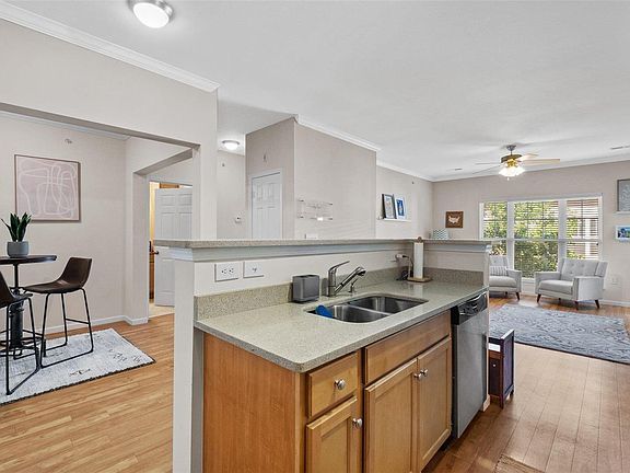 3rd image of 1241 Strassner Dr APT 1404