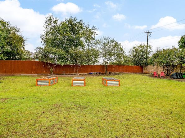 1029 White Marlin Dr, Burleson, TX 76028
