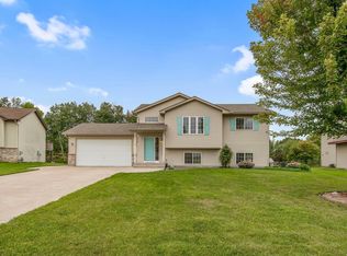 319 Fawn Meadows Way NE, Pine City, MN 55063