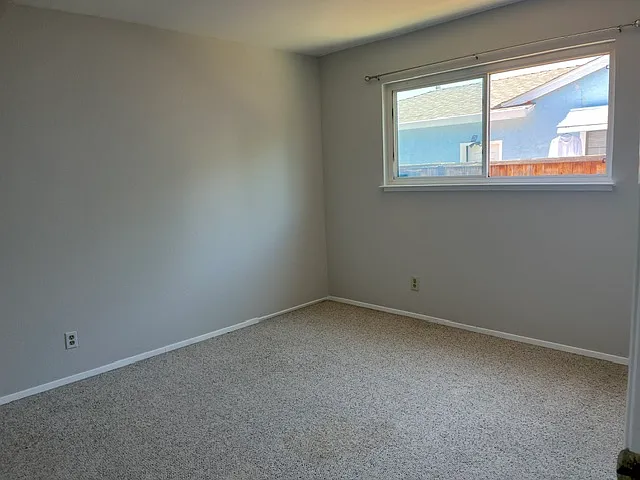 42854 Parkwood St — Photo 6