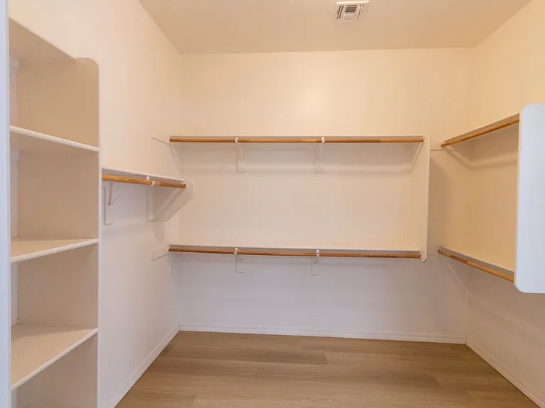 10317 E Catalyst Ave — Photo 11