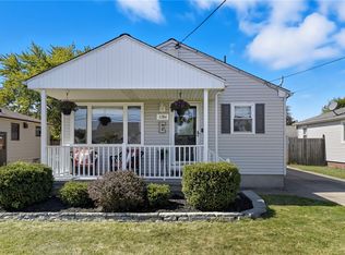 1284 92nd St, Niagara Falls, NY 14304