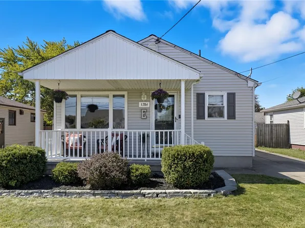 1284 92nd St, Niagara Falls, NY 14304