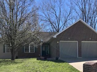 805 Brookfield Rd, Quincy, IL 62305