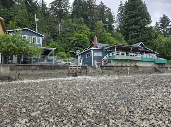 22730 N US 101 N, Hoodsport, WA 98548
