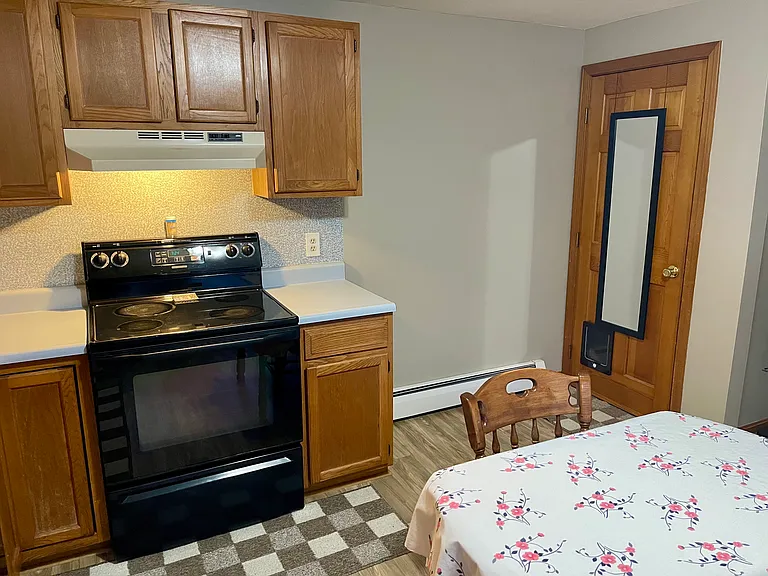 Kitchen, basement door