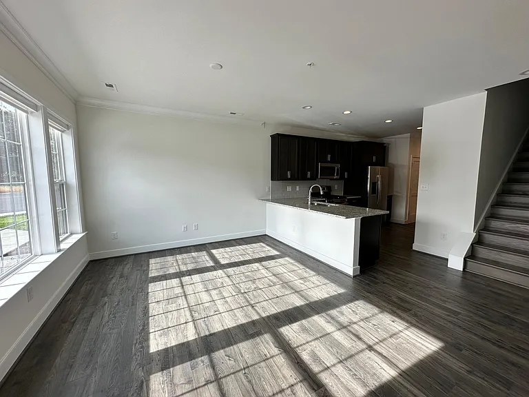 Living/dining room