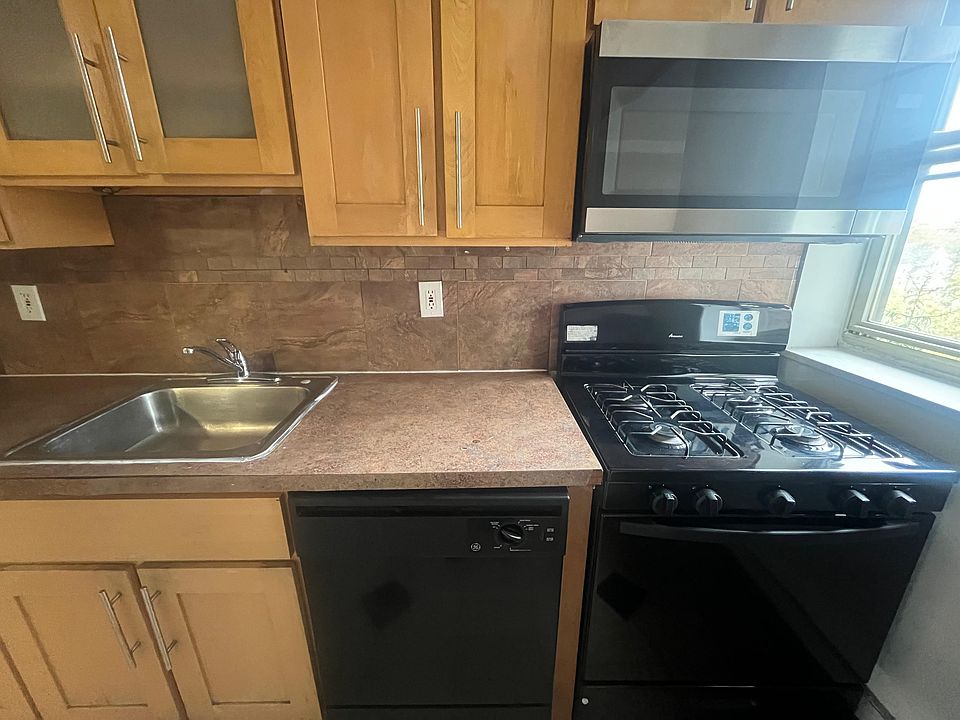 1st image of 2465-67 John F Kennedy Blvd #6D
