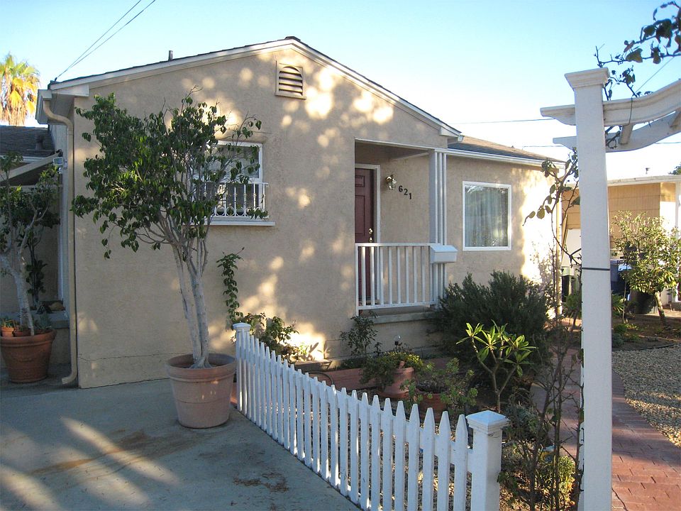 1st image of 621-23 2nd Ave