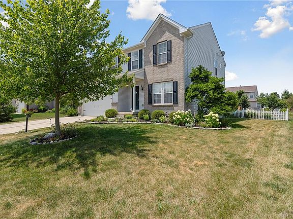 3rd image of 1146 Greystone Cir