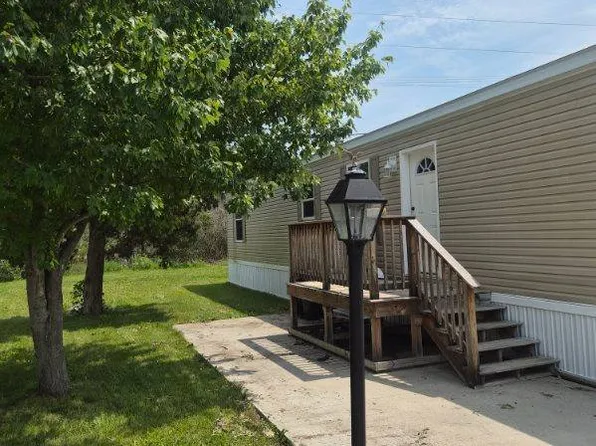 114 E Sassafras Dr, Morton, IL 61550