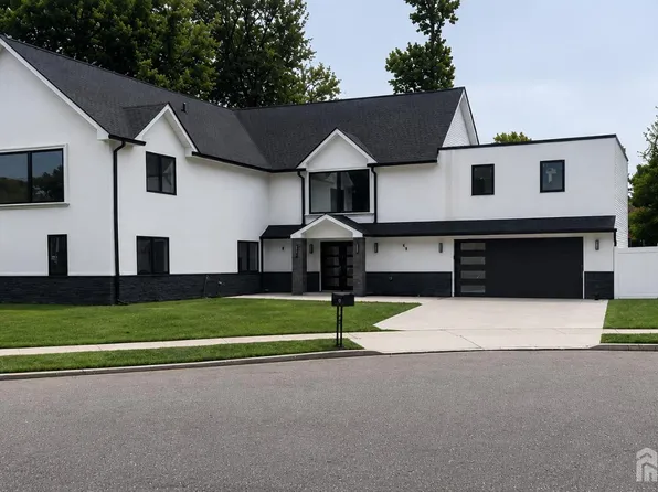 19 Lisa Ct, Colonia, NJ 07067