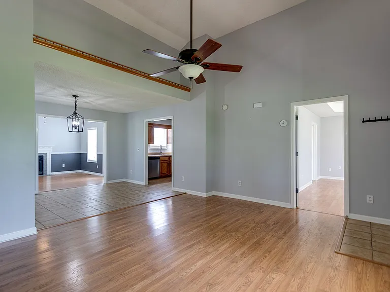3039 Greens Mill Rd — Photo 6