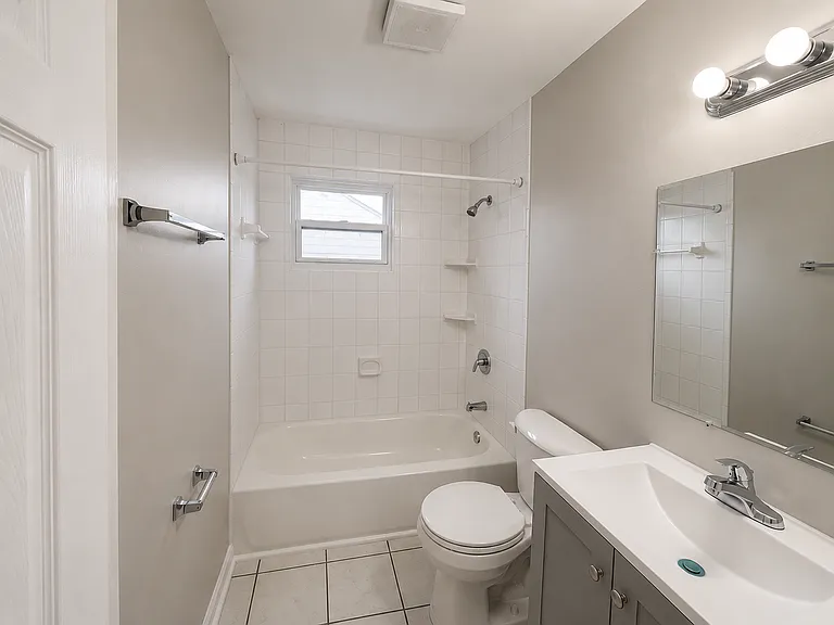 7261 Bridgewood Dr — Photo 16