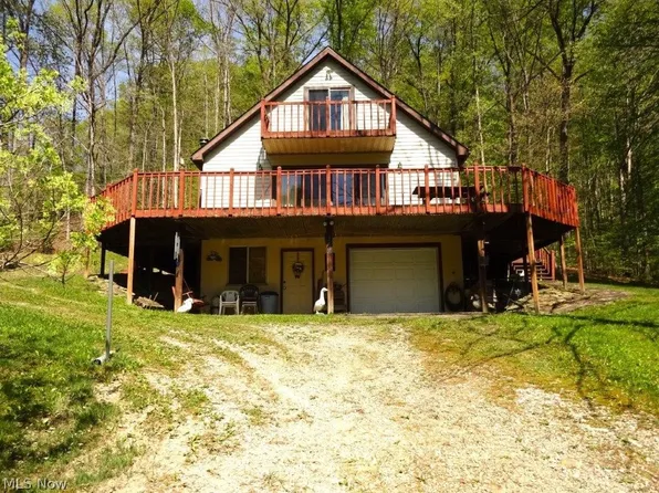 148 Teaberry Hollow Rd, Maysel, WV 25133