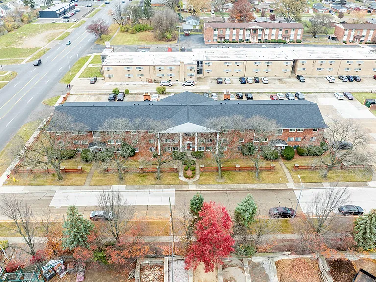 Corewell House Apartments — Photo 9