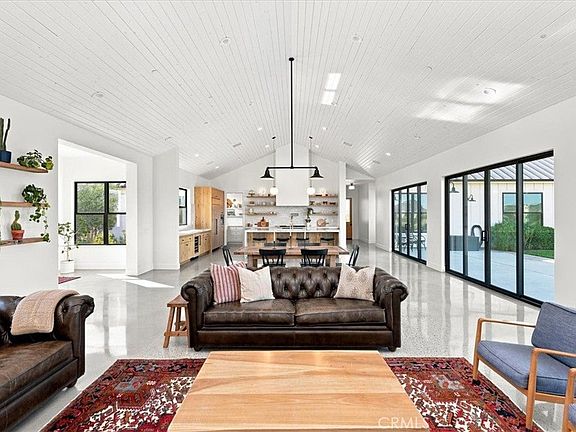5th image of 41838 Altanos Rd