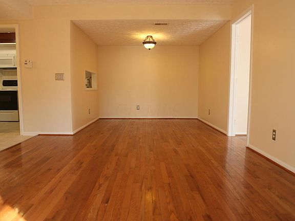 4th image of 5449 Blue Cloud Ln