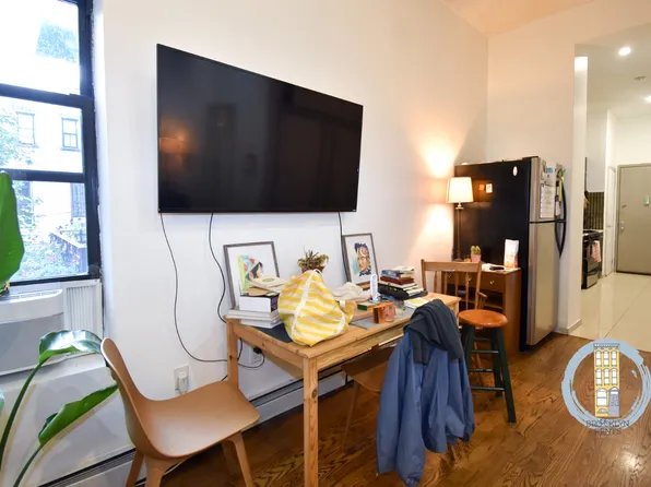 171 Hancock Street image 1 of 10