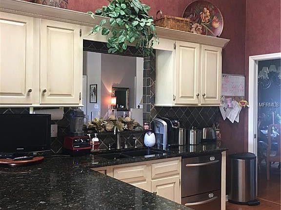 4th image of 532 S Longview Pl