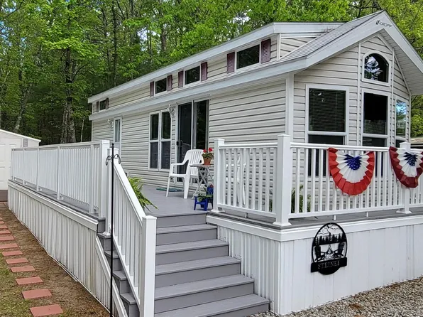1 Robinson Way #A143, Kennebunk, ME 04043
