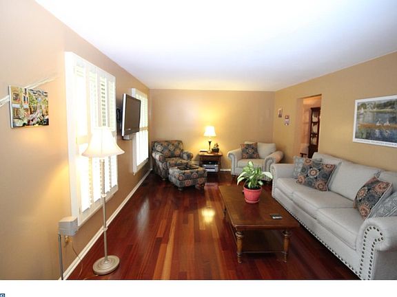 5th image of 138 Gentry Dr
