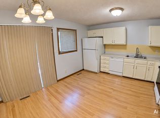 2041 Shirley Ln, Manhattan, KS 66502