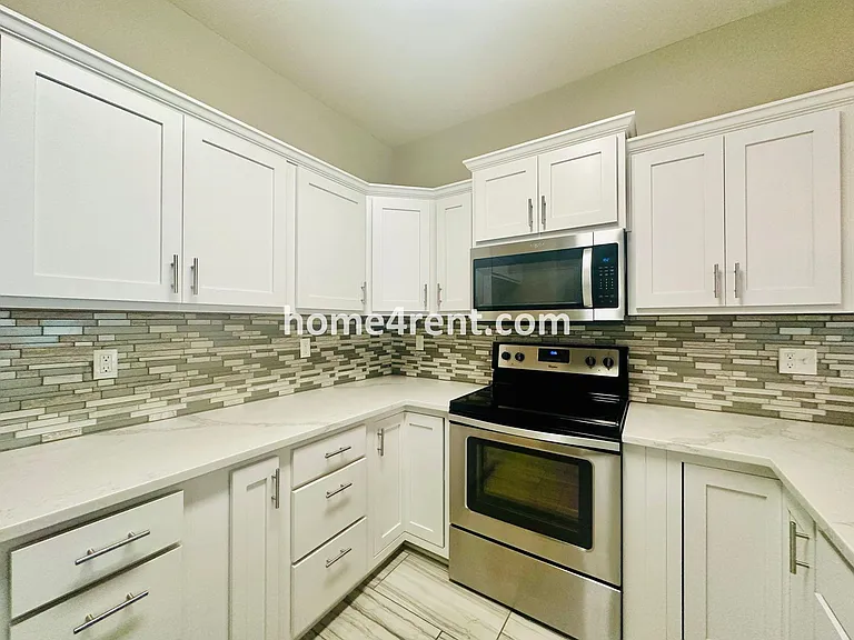 12701 E 47th Terrace Ct S — Photo 11