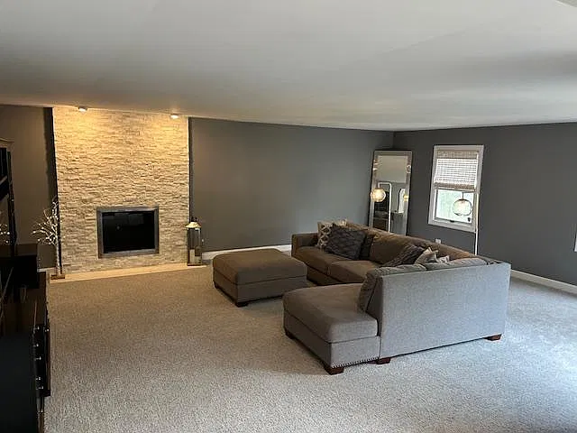 1213 Brook Ln — Photo 17
