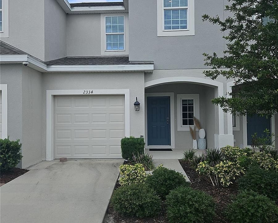 1st image of 2295 Paravane Way
