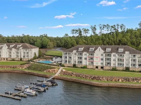 50 Crowne Pointe Rd #203D, Dadeville, AL 36853