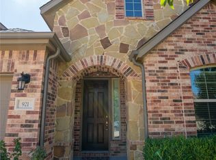 921 Cypress Hill Dr, Little Elm, TX 75068