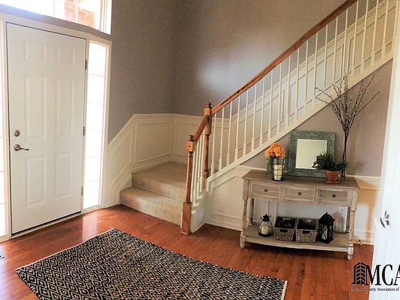 5th image of 24613 Fairlawn Dr