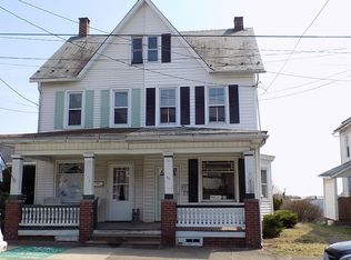 110 W Pennsylvania Ave, Pen Argyl, PA 18072