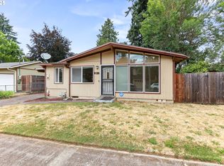 9125 SE Ash St, Portland, OR