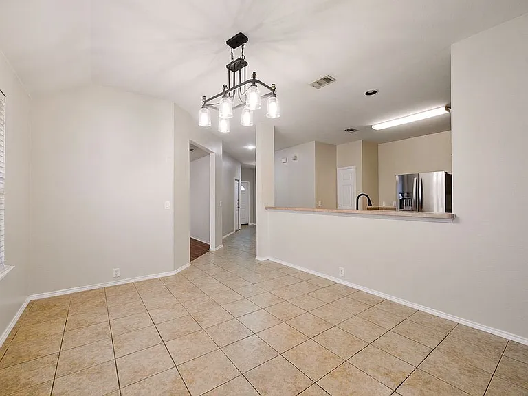 8420 Silverbell Ln — Photo 10