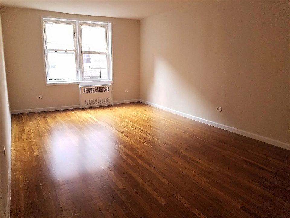 1st image of 3707 147th St #4