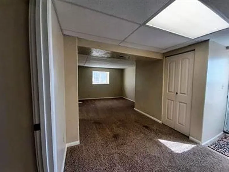 306 W Aluminum St — Photo 4