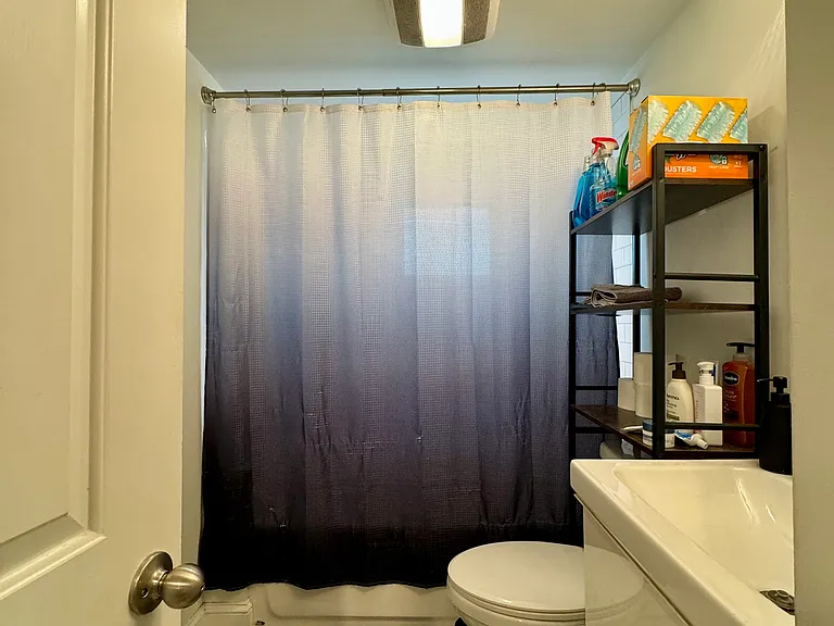 6374 Germantown Ave #6 — Photo 8
